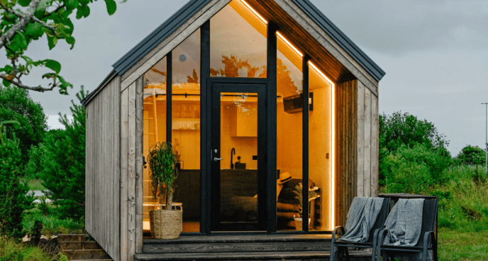 Tiny House Lifestyle Tips: Maximizing Space and Sustainability